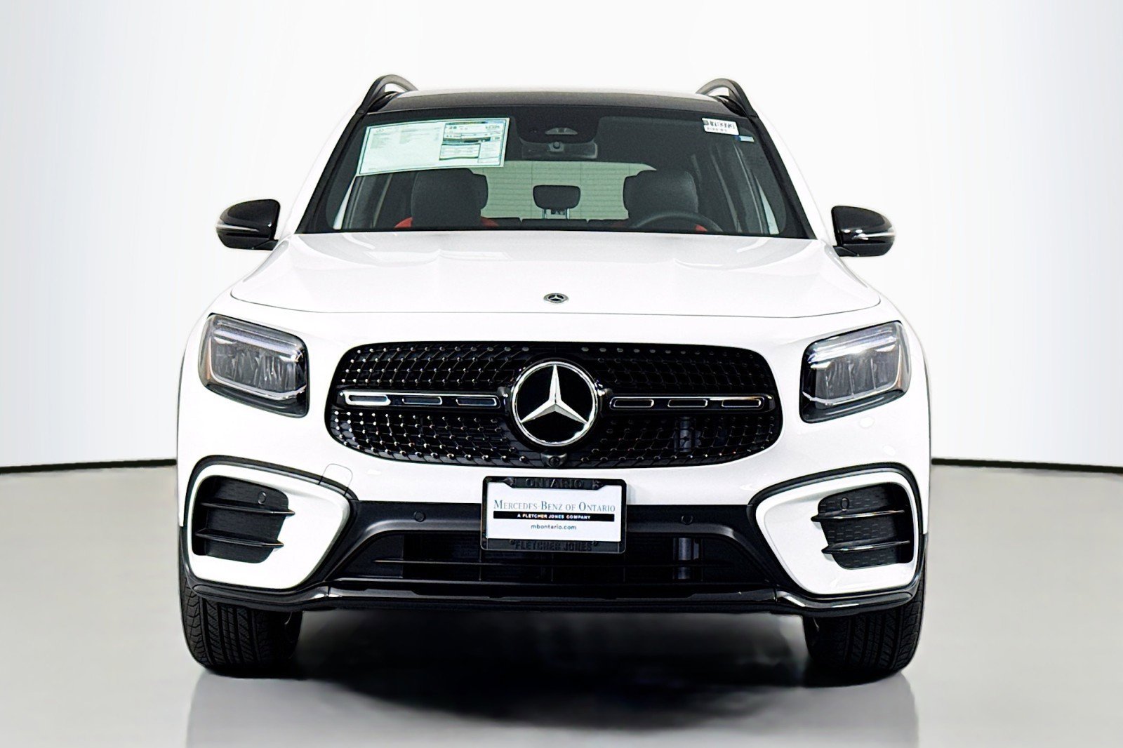 New 2026 Mercedes-Benz GLB 250 image 2