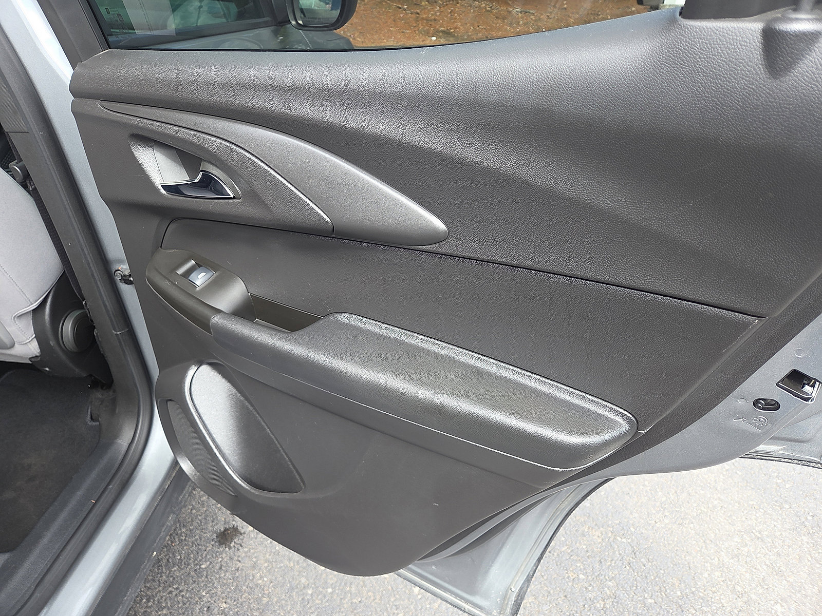 Used 2025 Chevrolet TrailBlazer LT image 19