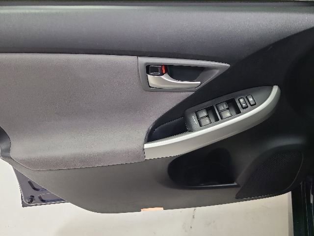 Used 2015 Toyota Prius Two FWD image 19