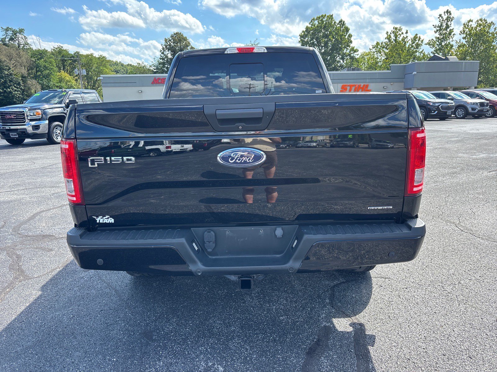 Used 2016 Ford F150 XLT w/ Equipment Group 302A Luxury AWD/4WD image 6