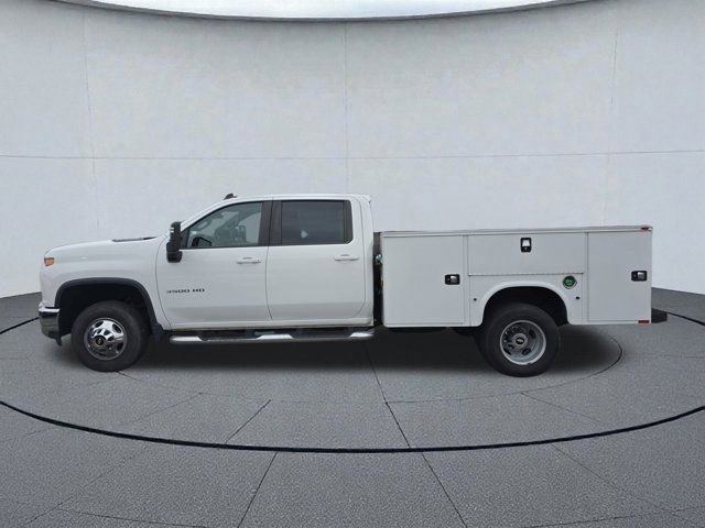 Used 2020 Chevrolet Silverado 3500 LT w/ Convenience Package image 2