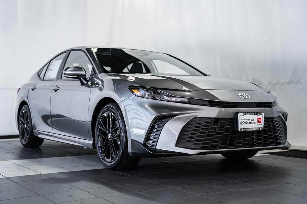 New 2026 Toyota Camry SE image 1