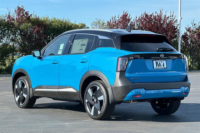 New 2025 Nissan Kicks SR w/ SR Premium Package image 6