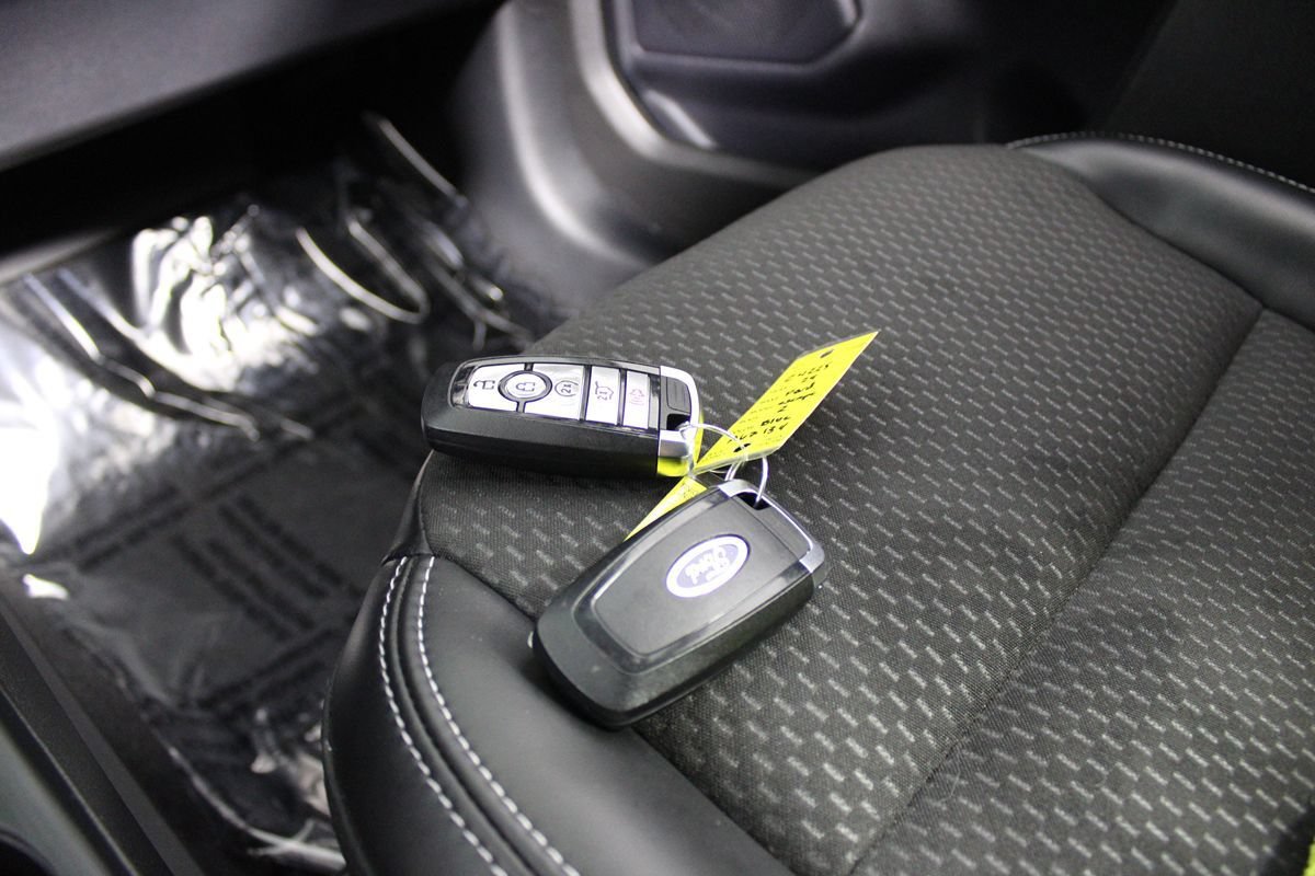 Used 2024 Ford Escape SE FWD image 14