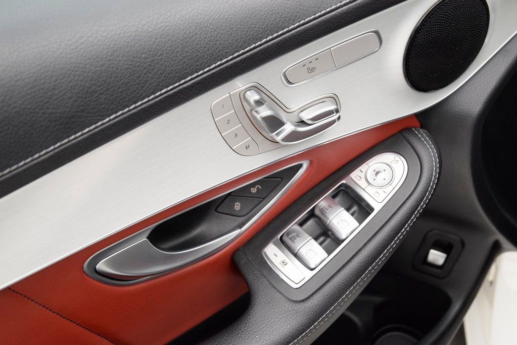 Used 2022 Mercedes-Benz GLC 43 AMG AMG GLC 43 image 20