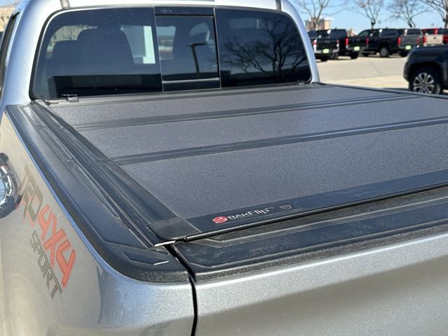 Used 2023 Toyota Tacoma TRD Sport image 30