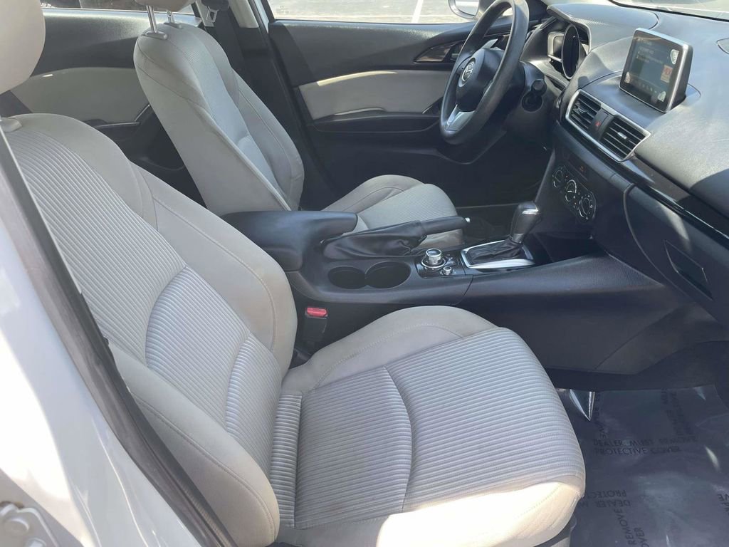 Used 2016 MAZDA MAZDA3 i Sport w/ Preferred Equipment Package FWD image 47