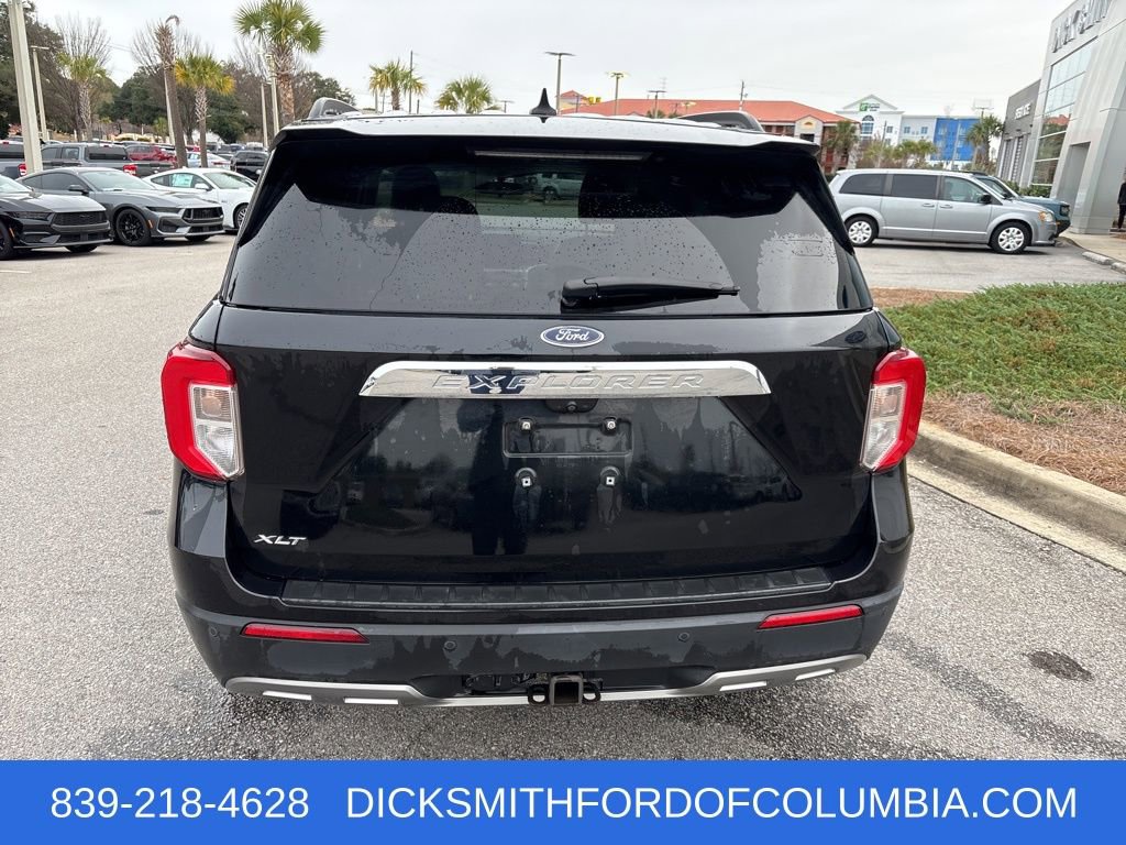 Certified 2021 Ford Explorer XLT w/ Equipment Group 202A image 4