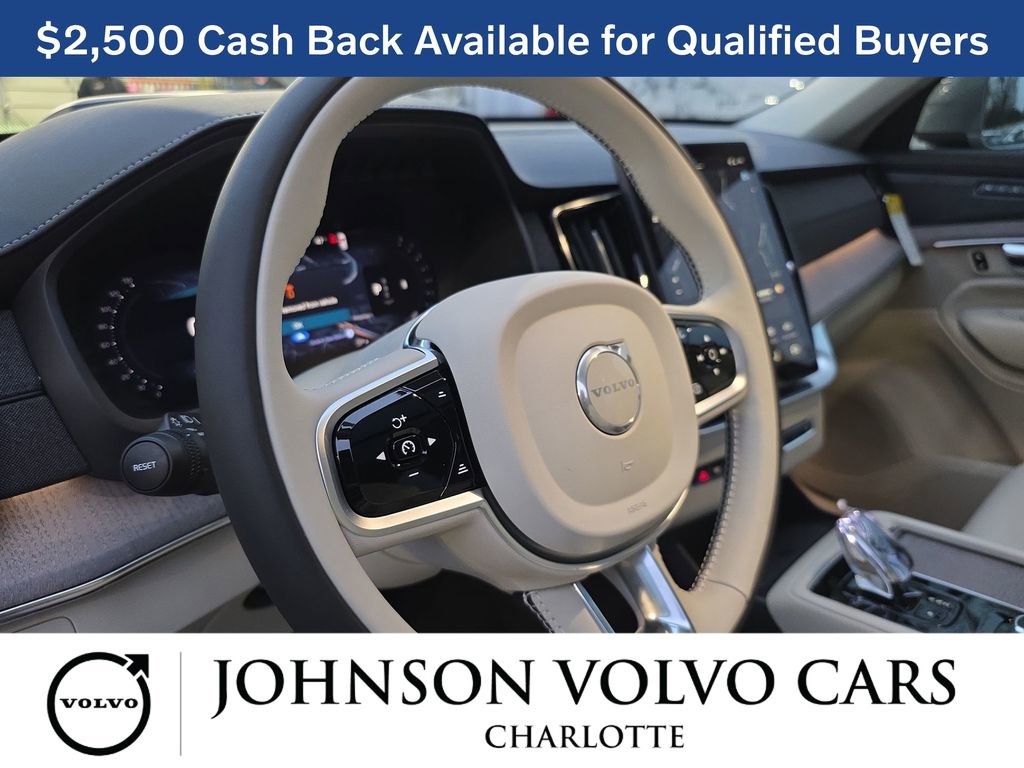 New 2026 Volvo XC90 B6 Ultra w/ Protection Package image 18