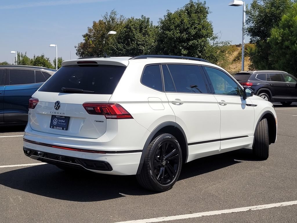 Used 2024 Volkswagen Tiguan SE R-Line AWD/4WD image 6