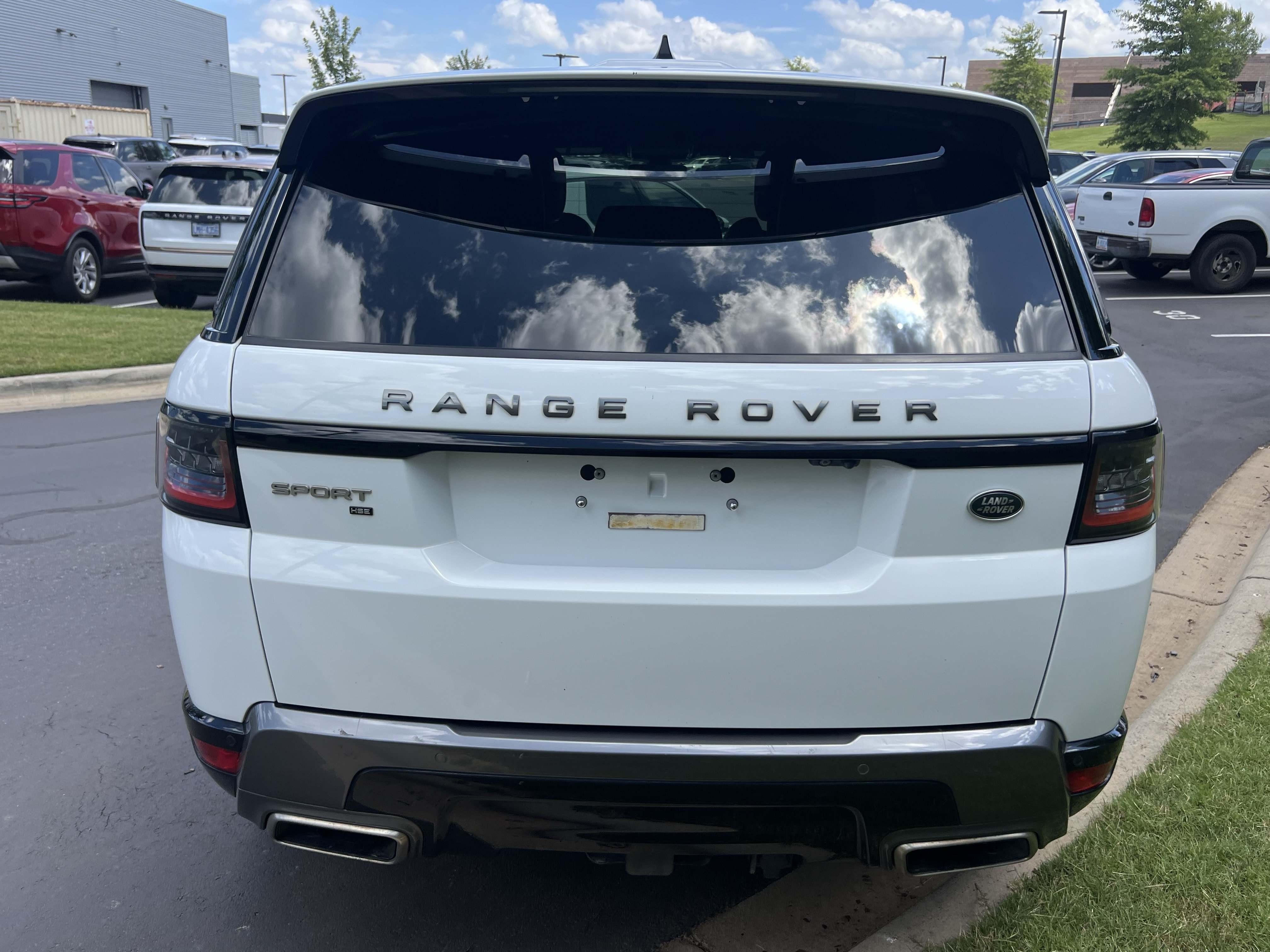 Used 2022 Land Rover Range Rover Sport HSE Silver Edition AWD/4WD image 6
