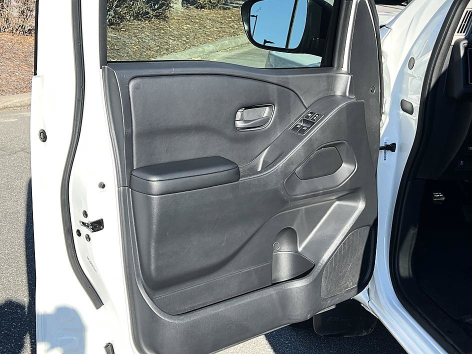 Certified 2026 Nissan Frontier S RWD image 19