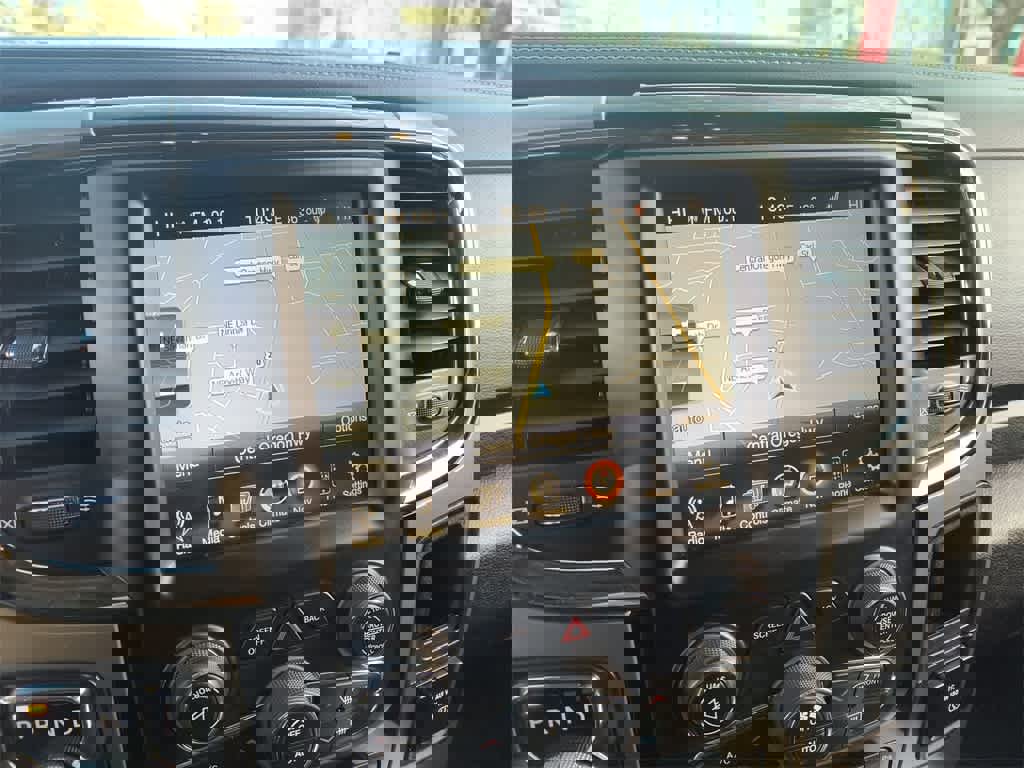 Used 2014 RAM 1500 Sport w/ Sport Premium Group image 18