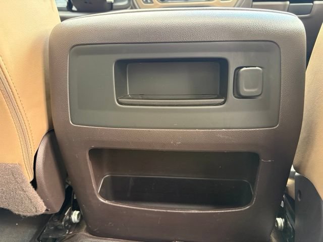 Used 2018 GMC Sierra 2500 Denali w/ Duramax Plus Package AWD/4WD image 18