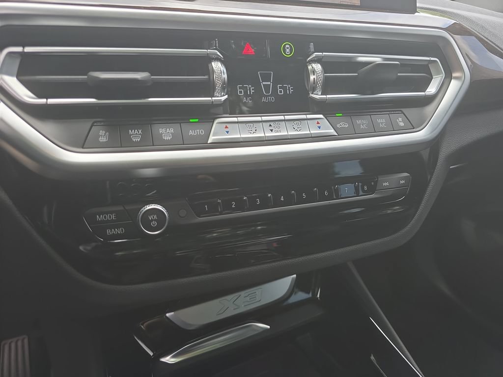 Used 2023 BMW X3 sDrive30i w/ Premium Package w/ZPA RWD image 24