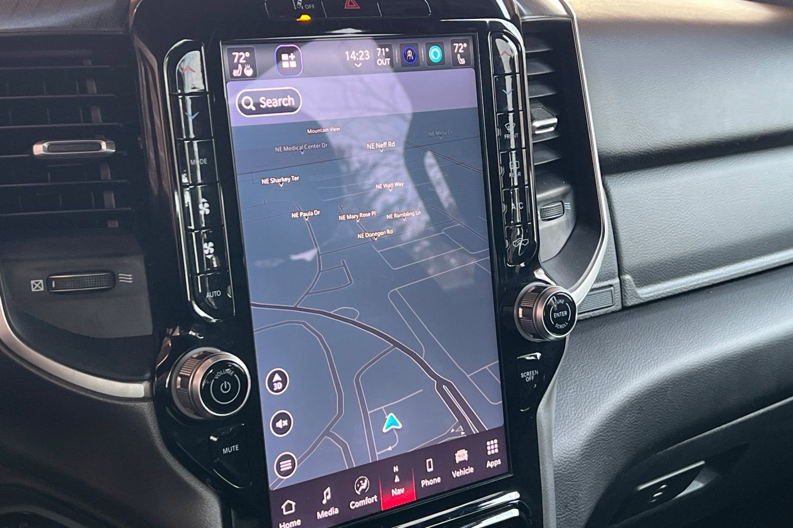 Used 2025 RAM 1500 Big Horn image 25