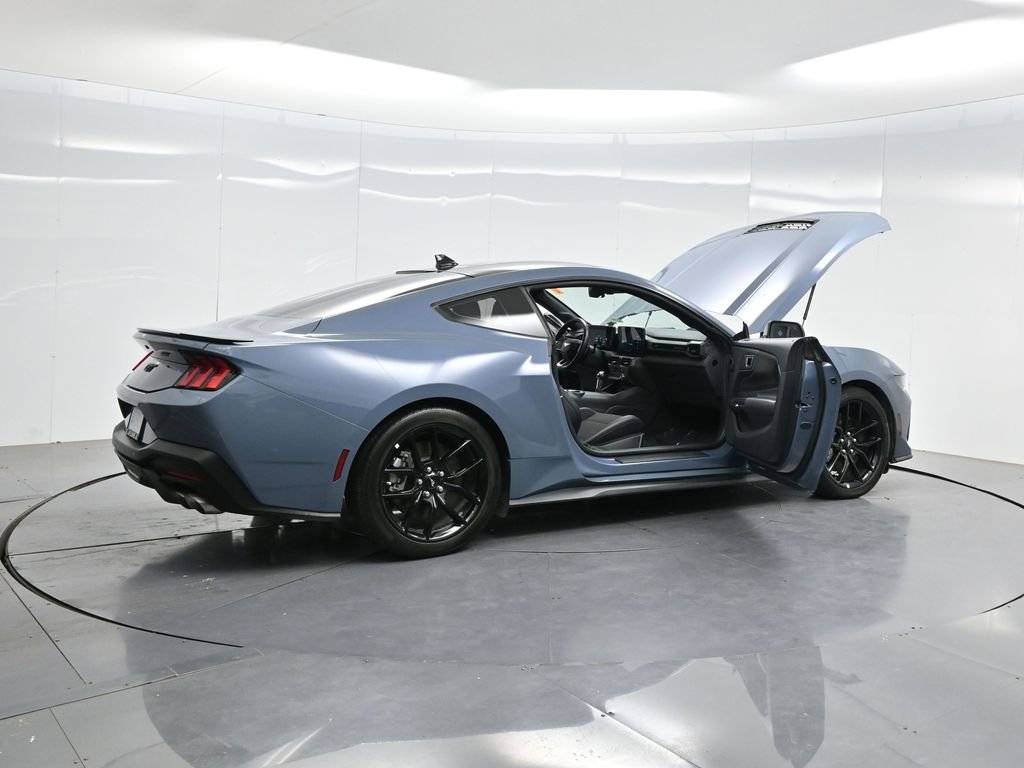Used 2024 Ford Mustang GT image 5