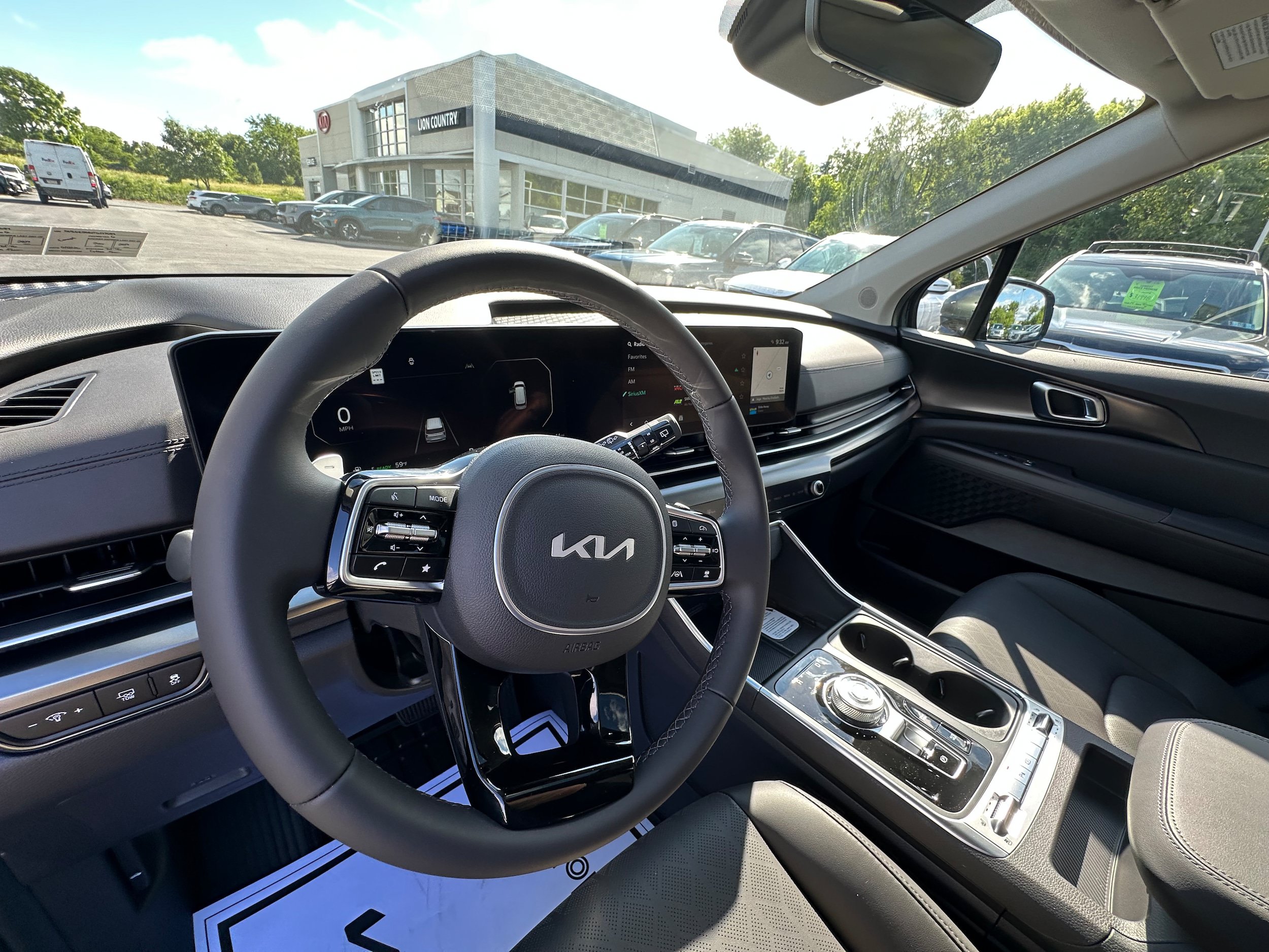 New 2026 Kia Carnival SX FWD image 31