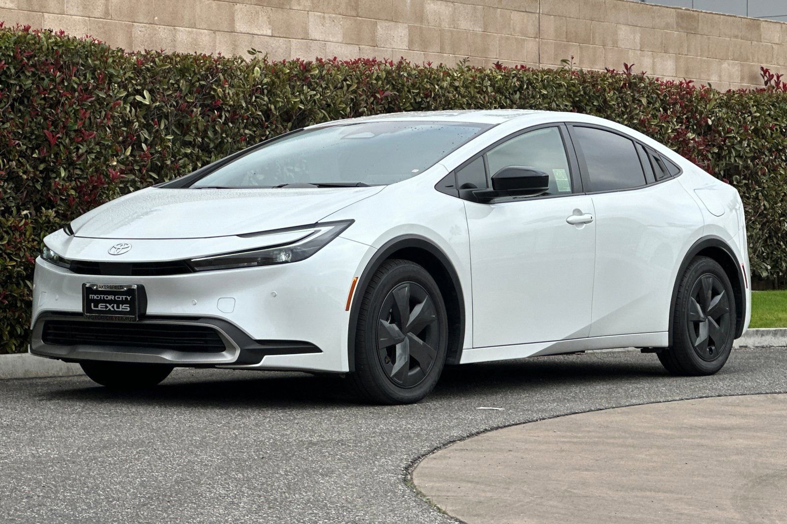 Used 2024 Toyota Prius Prime SE image 8