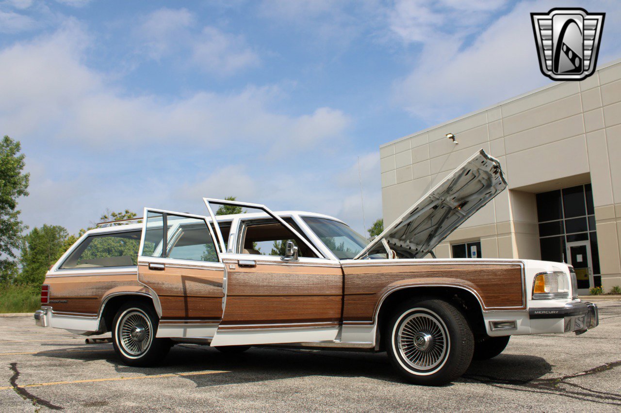 Used 1989 Mercury Grand Marquis Colony Park GS image 14