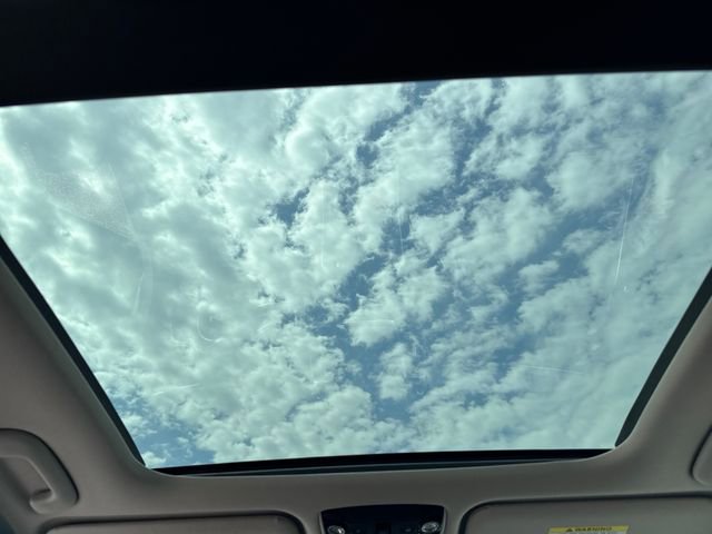 Certified 2023 Kia Sorento SX image 22