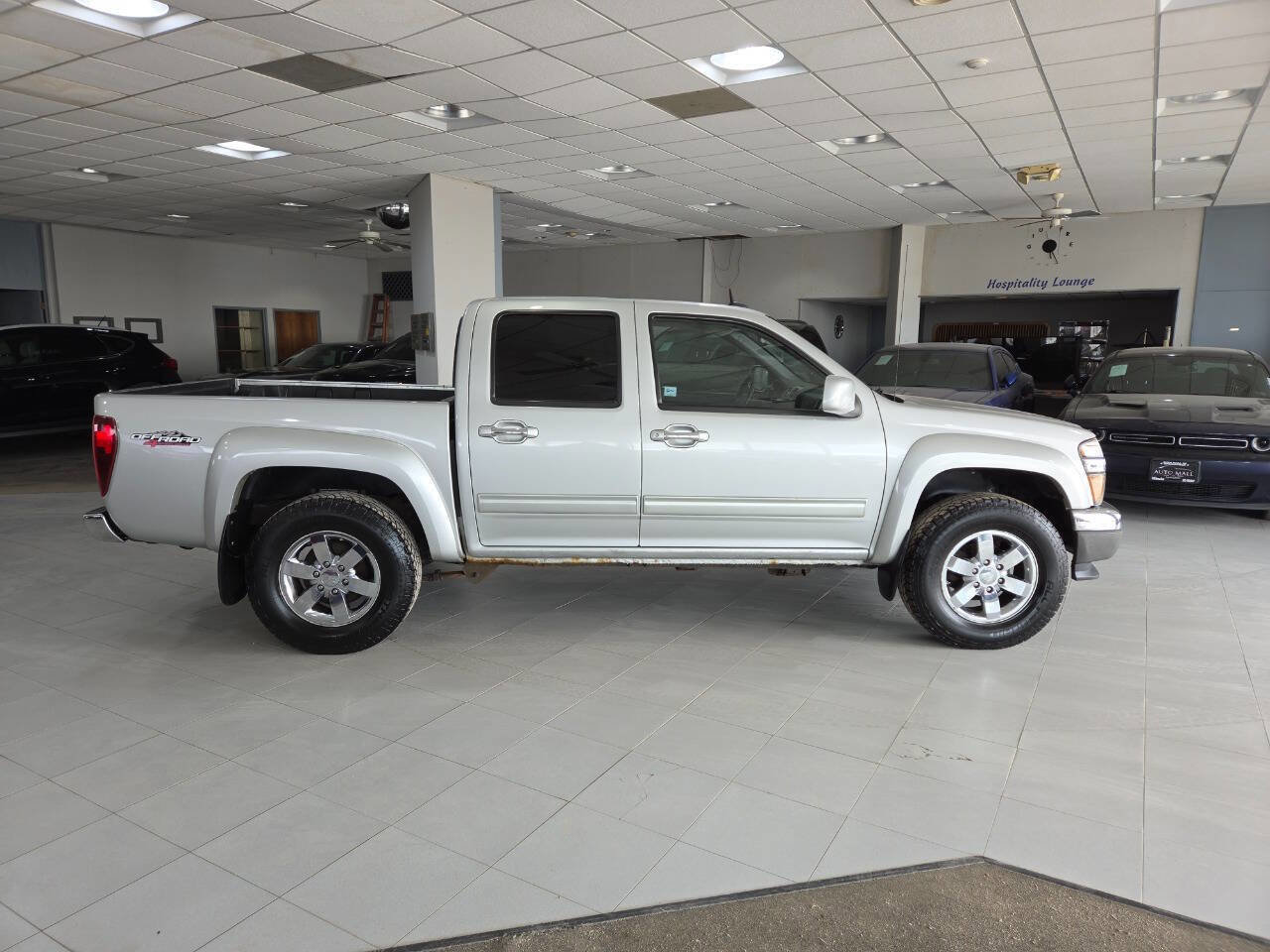 Used 2012 GMC Canyon SLE AWD/4WD image 9