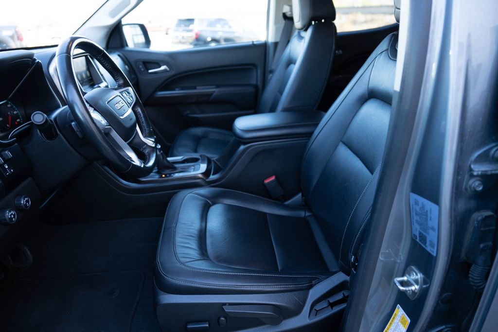 Used 2022 GMC Canyon Elevation w/ Elevation Premium Package AWD/4WD image 17