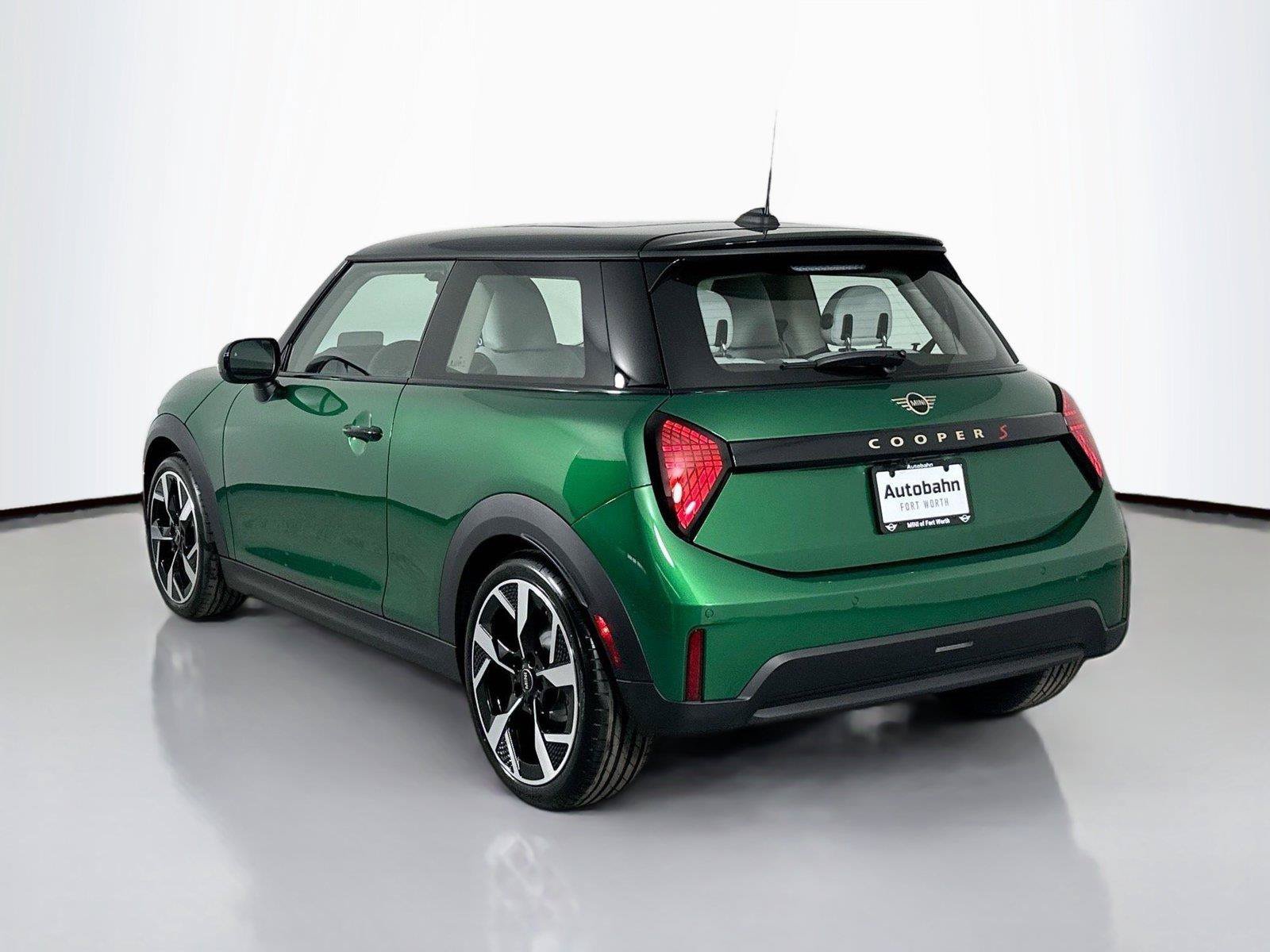 Used 2025 MINI Cooper S FWD image 6