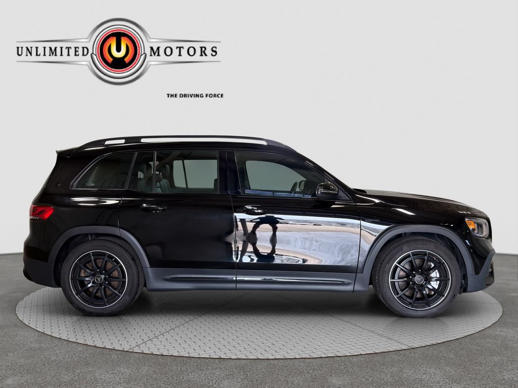 Used 2022 Mercedes-Benz GLB 35 AMG 4MATIC image 21