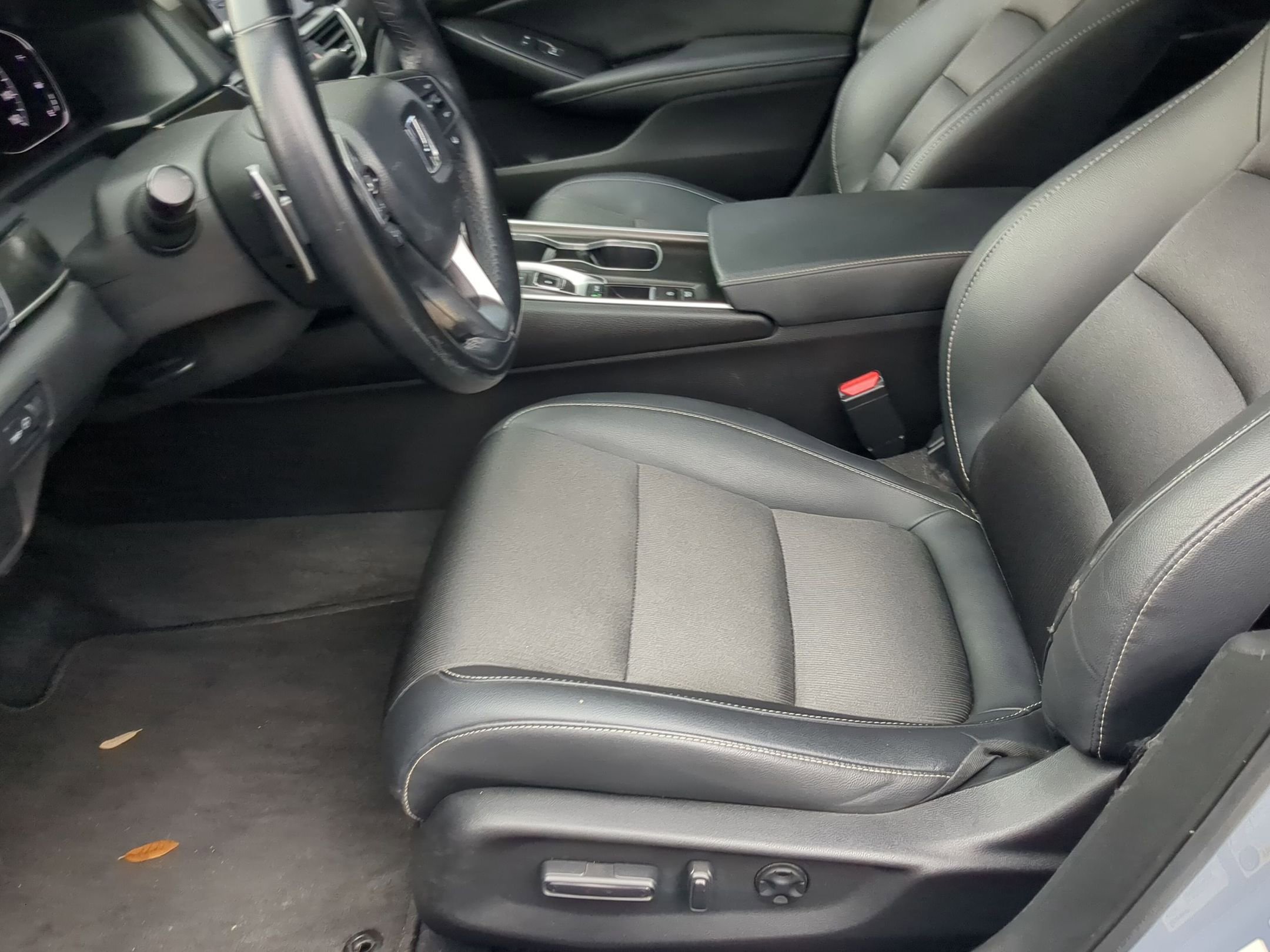 Used 2021 Honda Accord Sport image 10