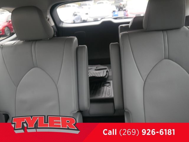 Used 2024 Toyota Highlander Limited AWD/4WD image 42