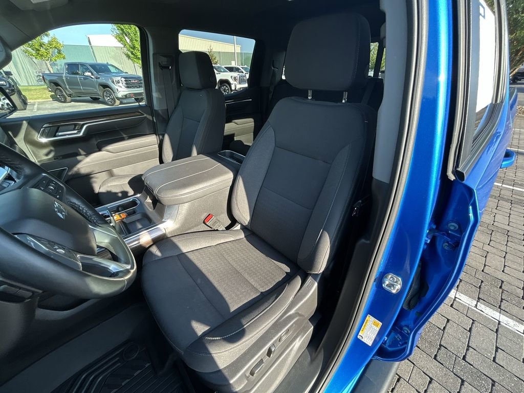 Certified 2025 Chevrolet Silverado 1500 RST image 23