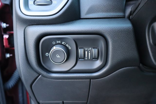 Used 2019 RAM 2500 Tradesman image 13