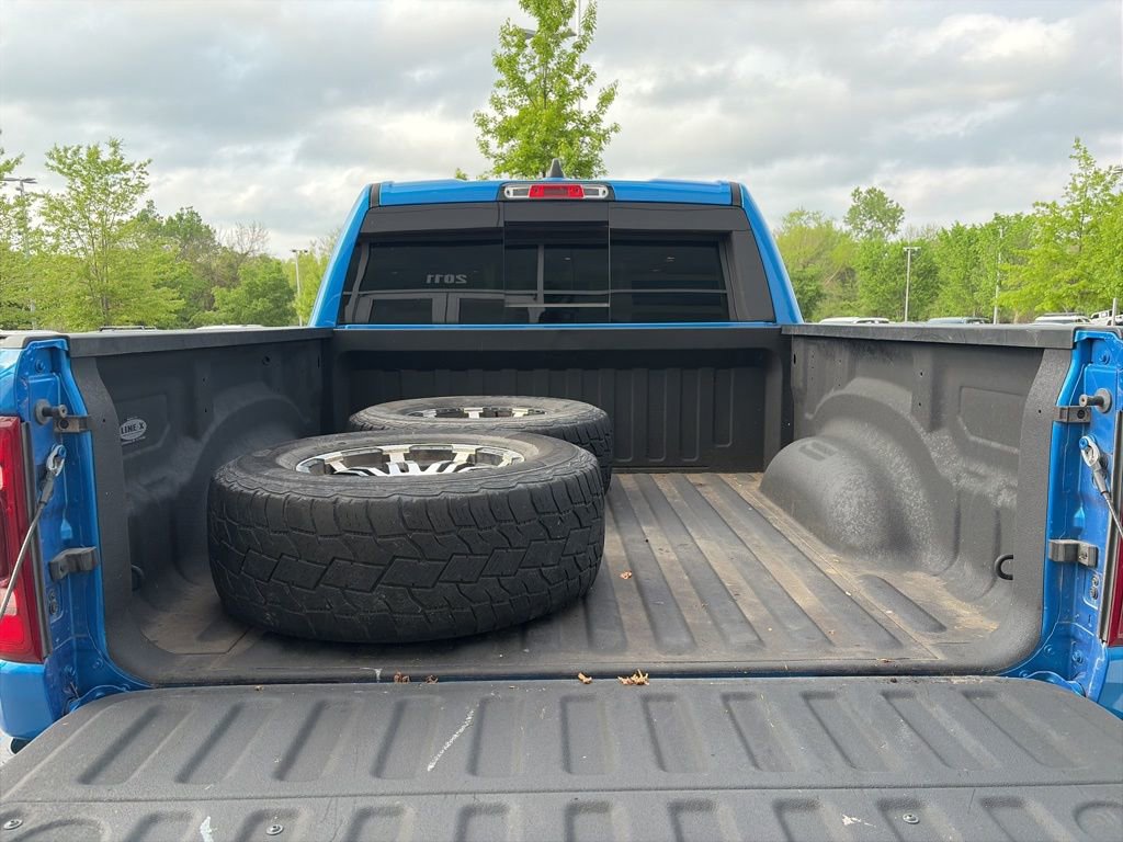 Used 2021 RAM 1500 Laramie w/ Sport Appearance Package AWD/4WD image 6