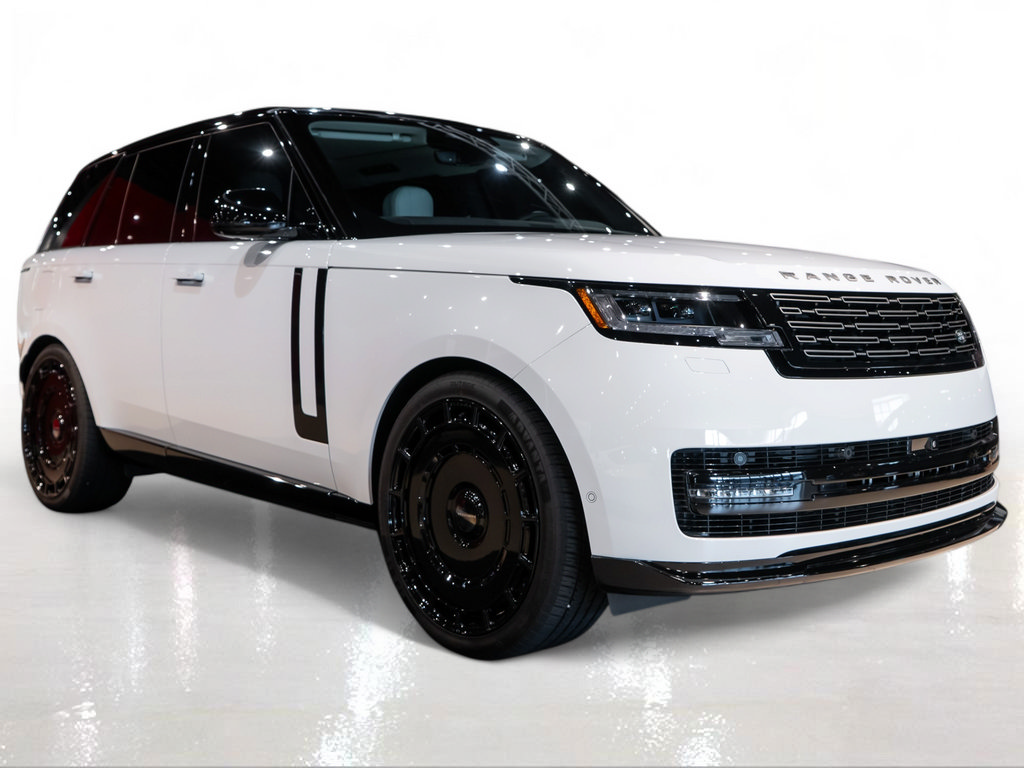 Used 2025 Land Rover Range Rover SE AWD/4WD image 8