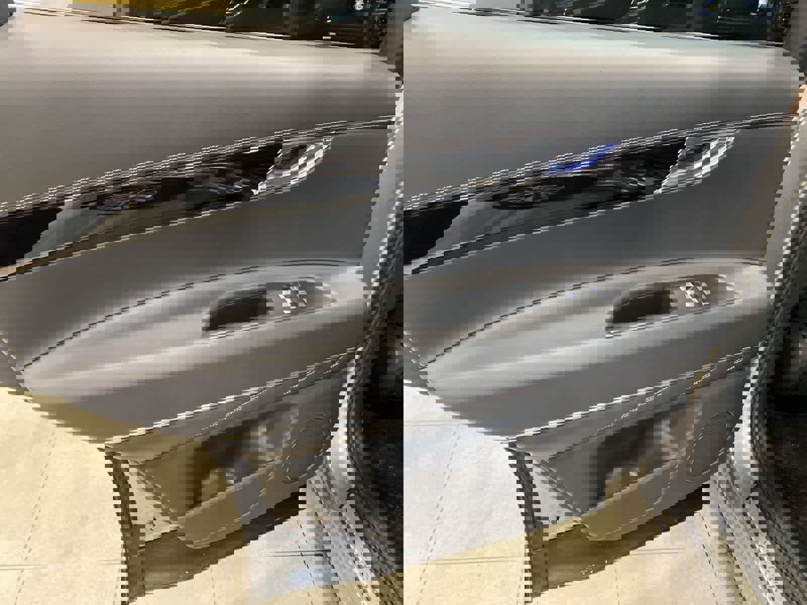 Used 2025 Genesis GV80 2.5T Standard image 27