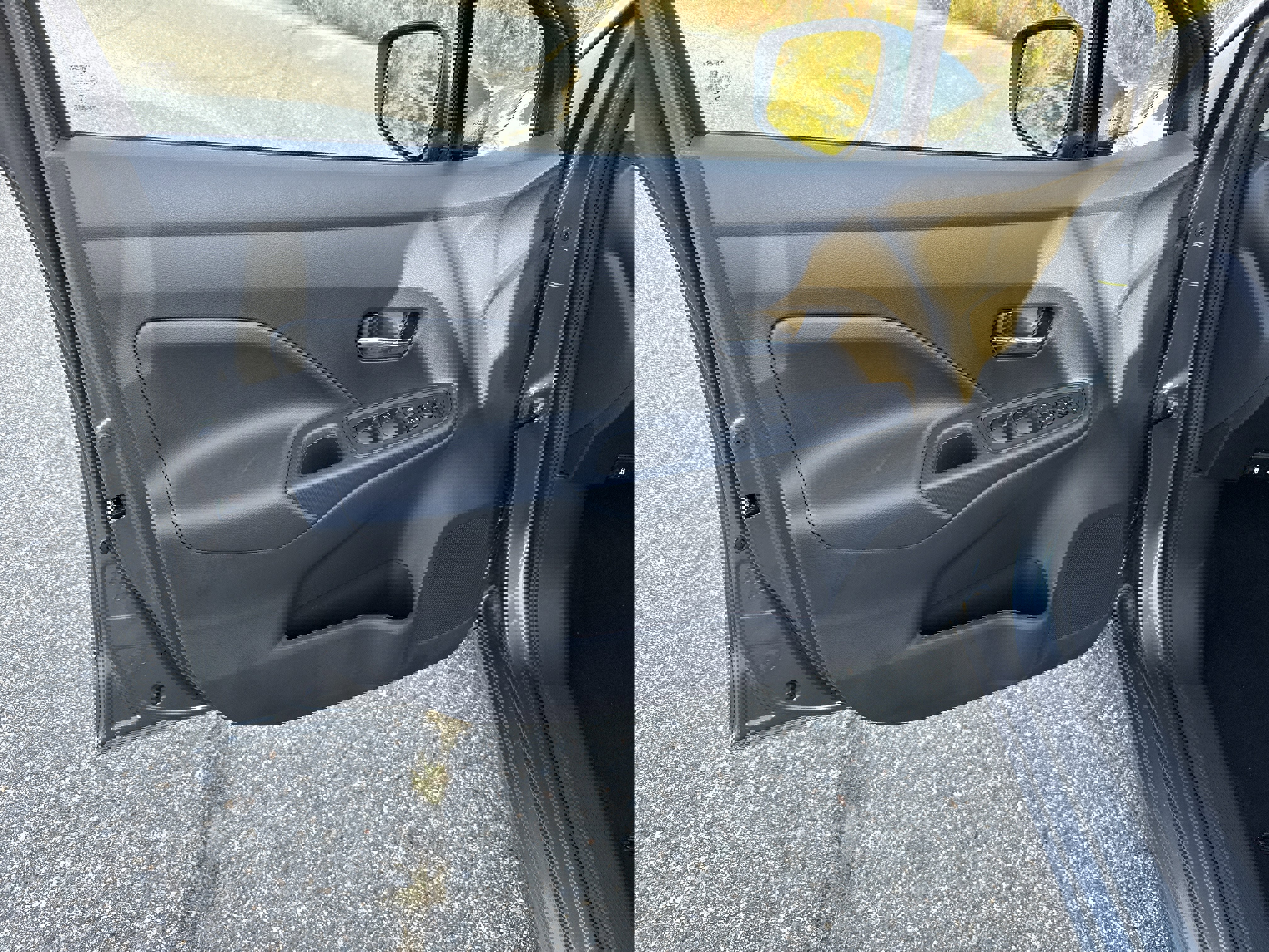 New 2025 Nissan Versa SV w/ Trunk Package image 17