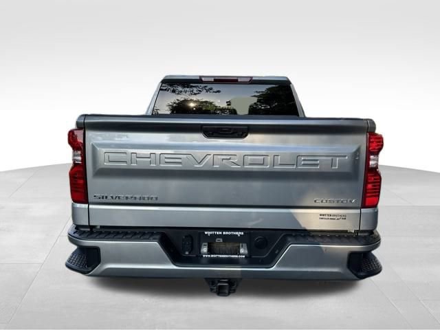 Used 2024 Chevrolet Silverado 1500 Custom image 5
