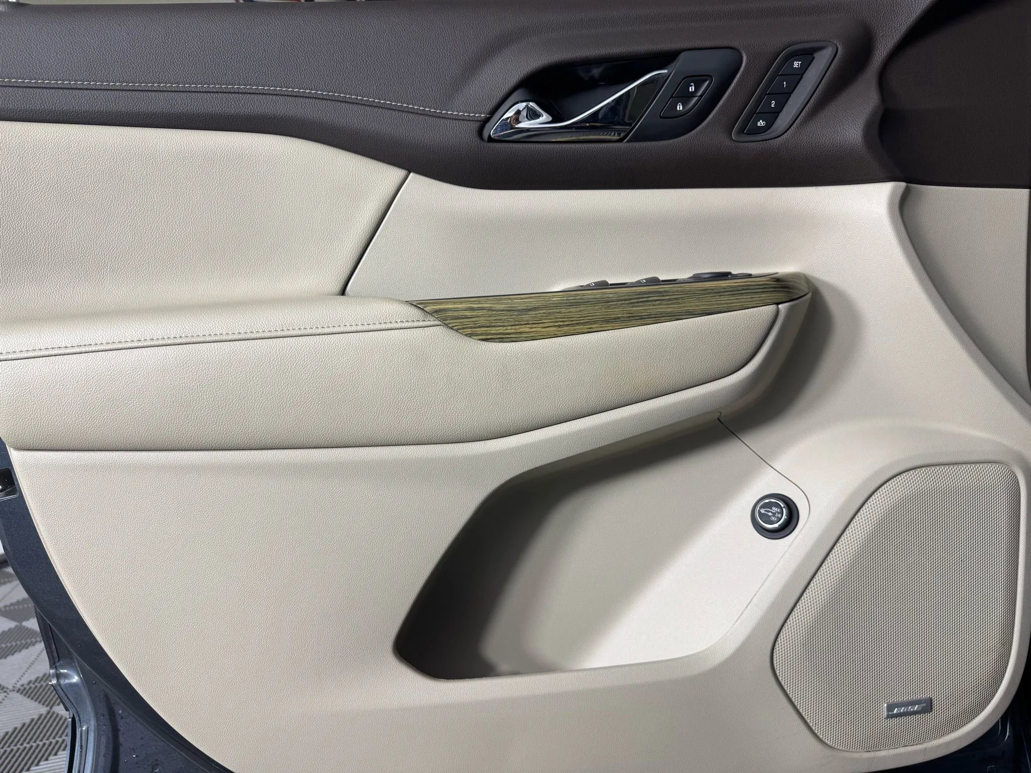 Used 2019 GMC Acadia Denali w/ Technology Package image 42