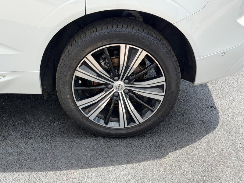 Used 2023 Volvo XC60 B5 Plus w/ Climate Package AWD/4WD image 8