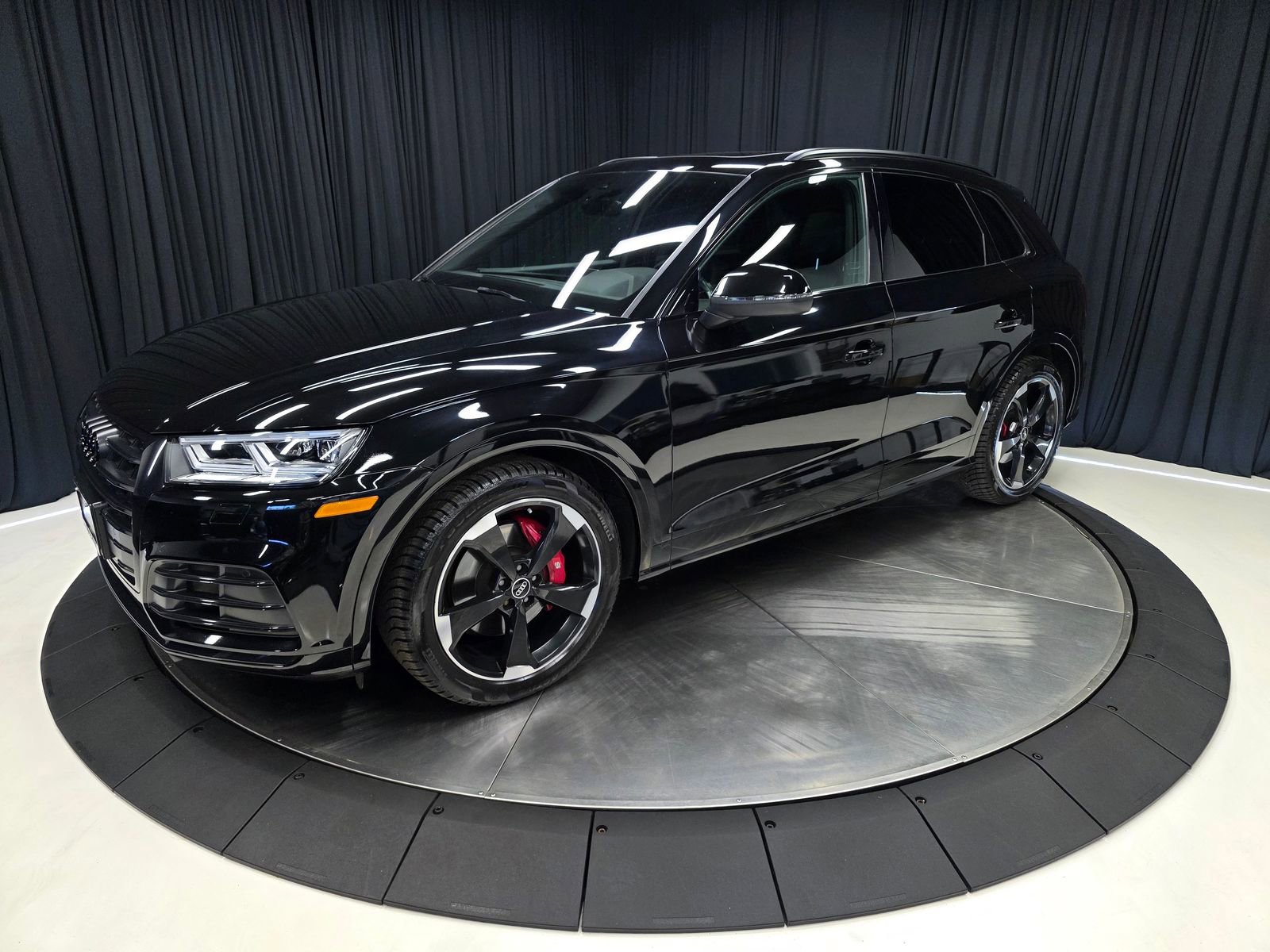 Used 2020 Audi SQ5 Premium Plus w/ Premium Plus Package AWD/4WD image 8