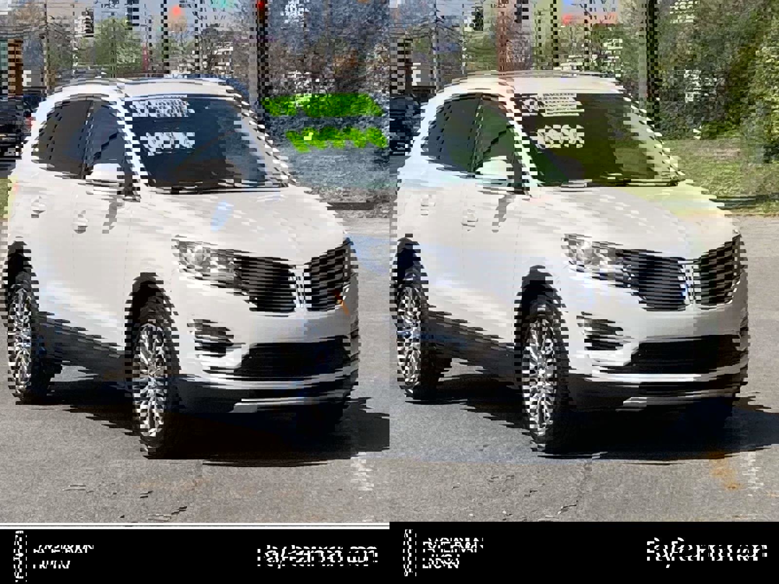 Used 2017 Lincoln MKC Reserve image 1