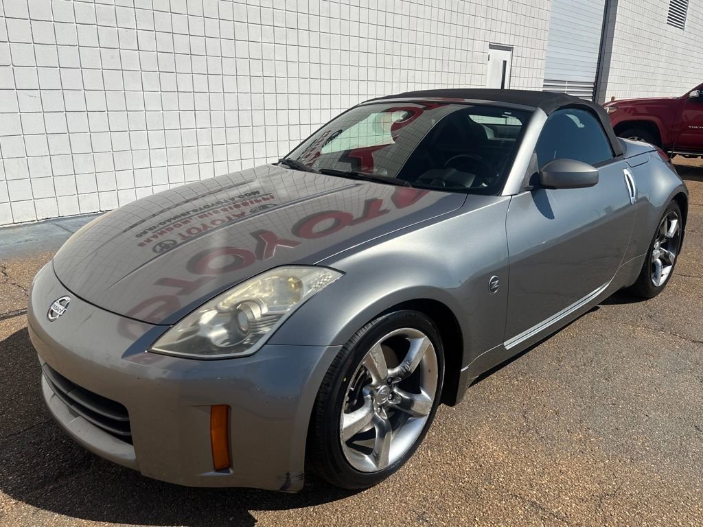 Used 2006 Nissan 350Z Touring video 1