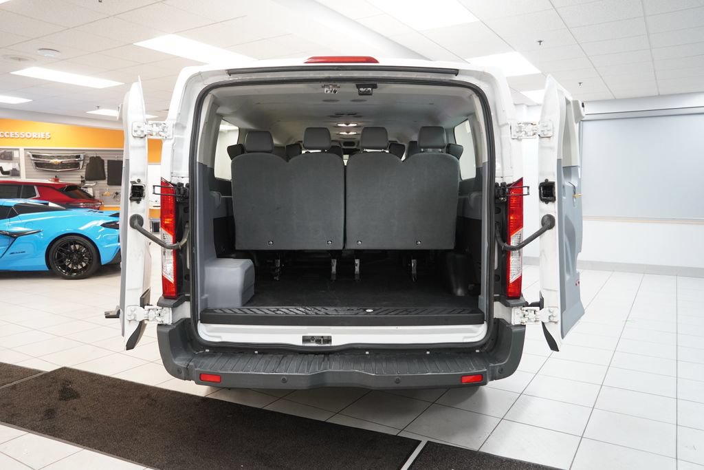 Used 2017 Ford Transit 350 XL RWD image 9