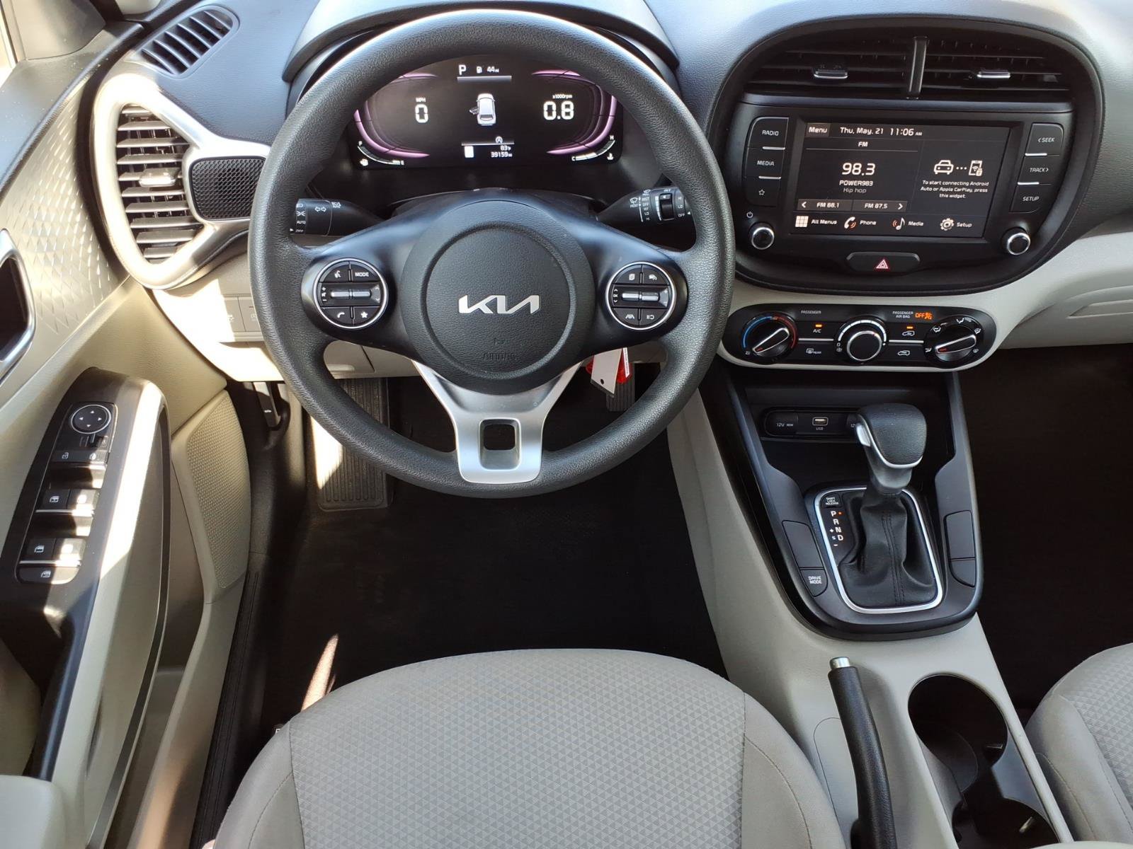 Used 2023 Kia Soul LX FWD image 16