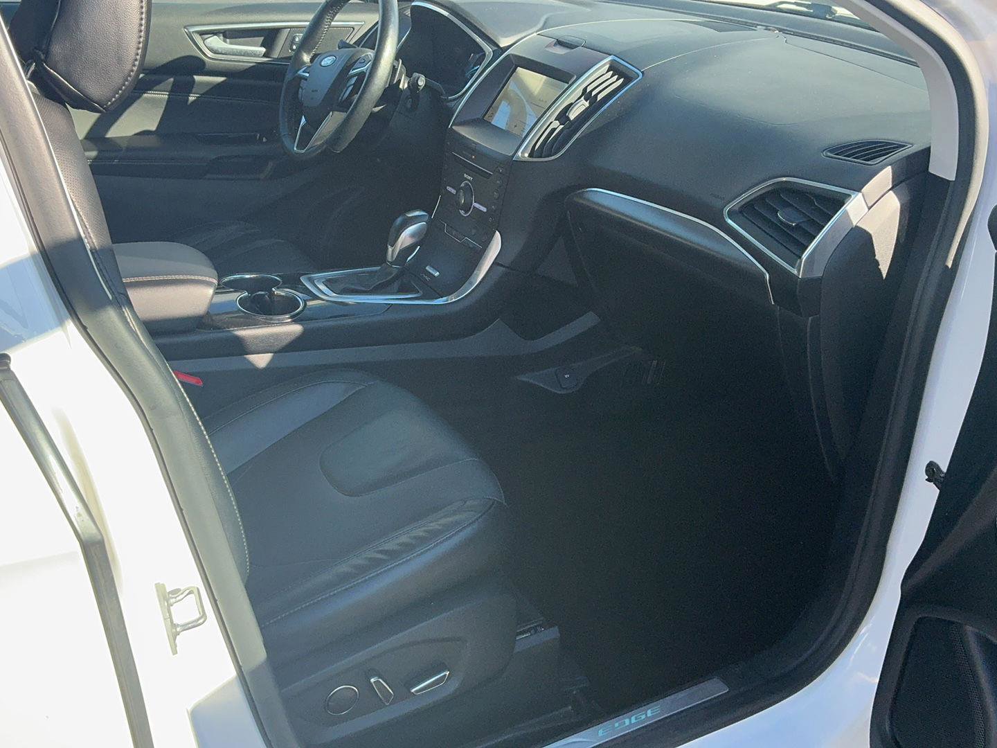 Used 2016 Ford Edge Titanium w/ Equipment Group 301A image 27