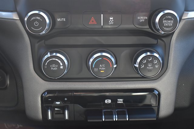 Used 2024 RAM 2500 Big Horn image 32