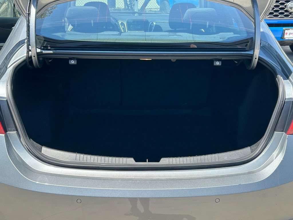 Used 2024 Chevrolet Malibu LT FWD image 14