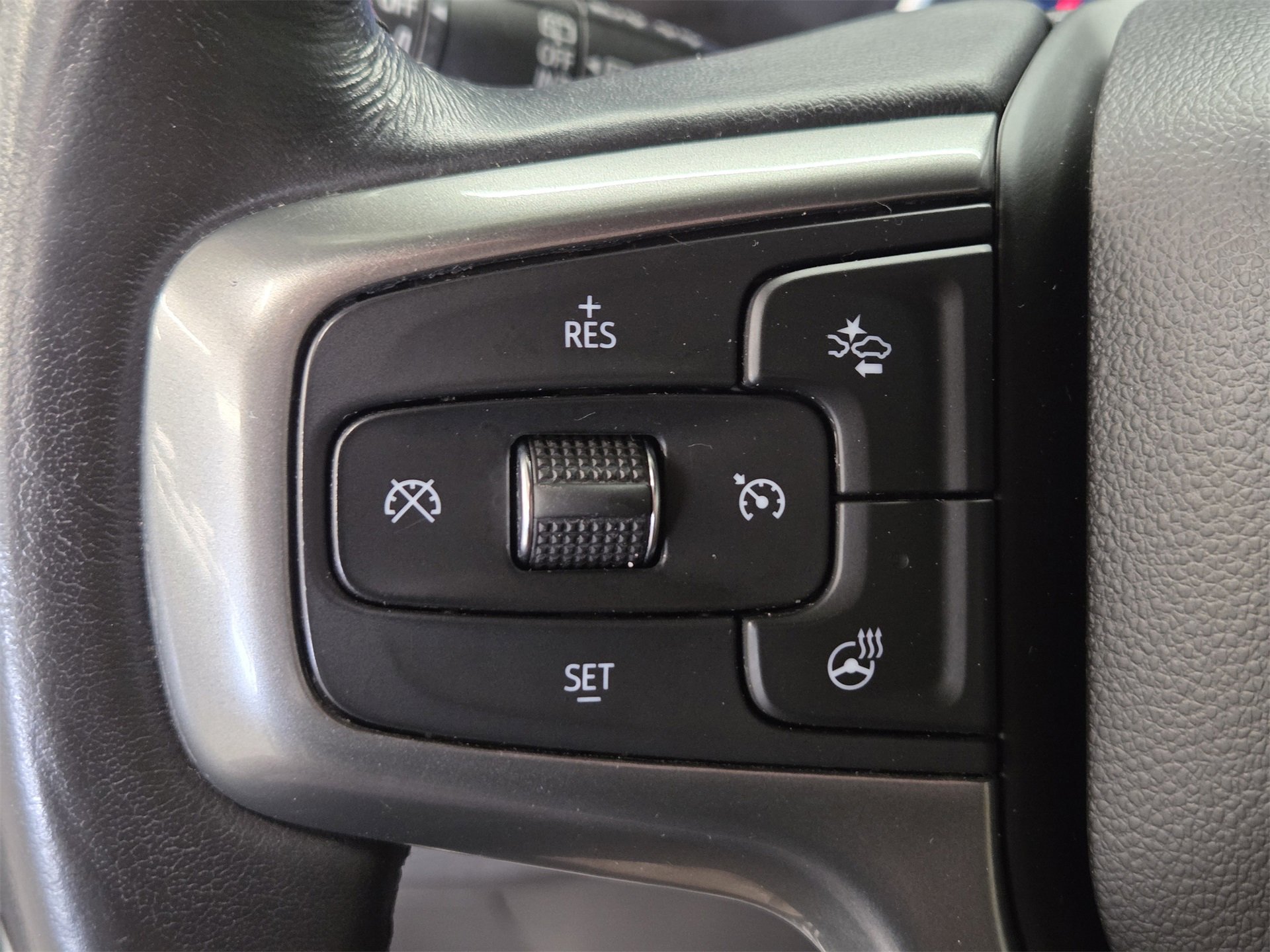 Used 2021 Chevrolet Tahoe Premier image 18