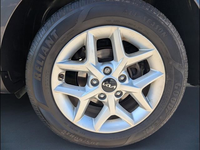 Used 2023 Kia Soul LX w/ LX Technology Package image 20